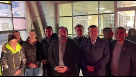 Veli Ağbaba’dan Malatya Vilayet Lideri Yıldız’a Yapılan Taarruza Sert Reaksiyon: “O Kendi Yaptığı Pisliğin İçerisinde Boğulsun. Enkazımız Hala Yerde.