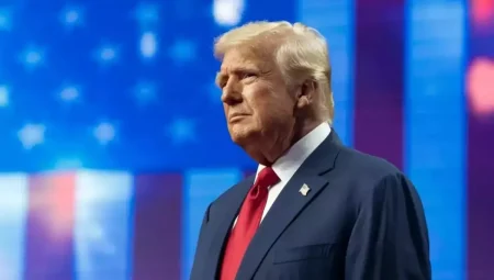 Donald Trump: İran rejimi İran’ı tekrar büyük yapamıyorsa, neden bir rejim değişikliği olmasın?